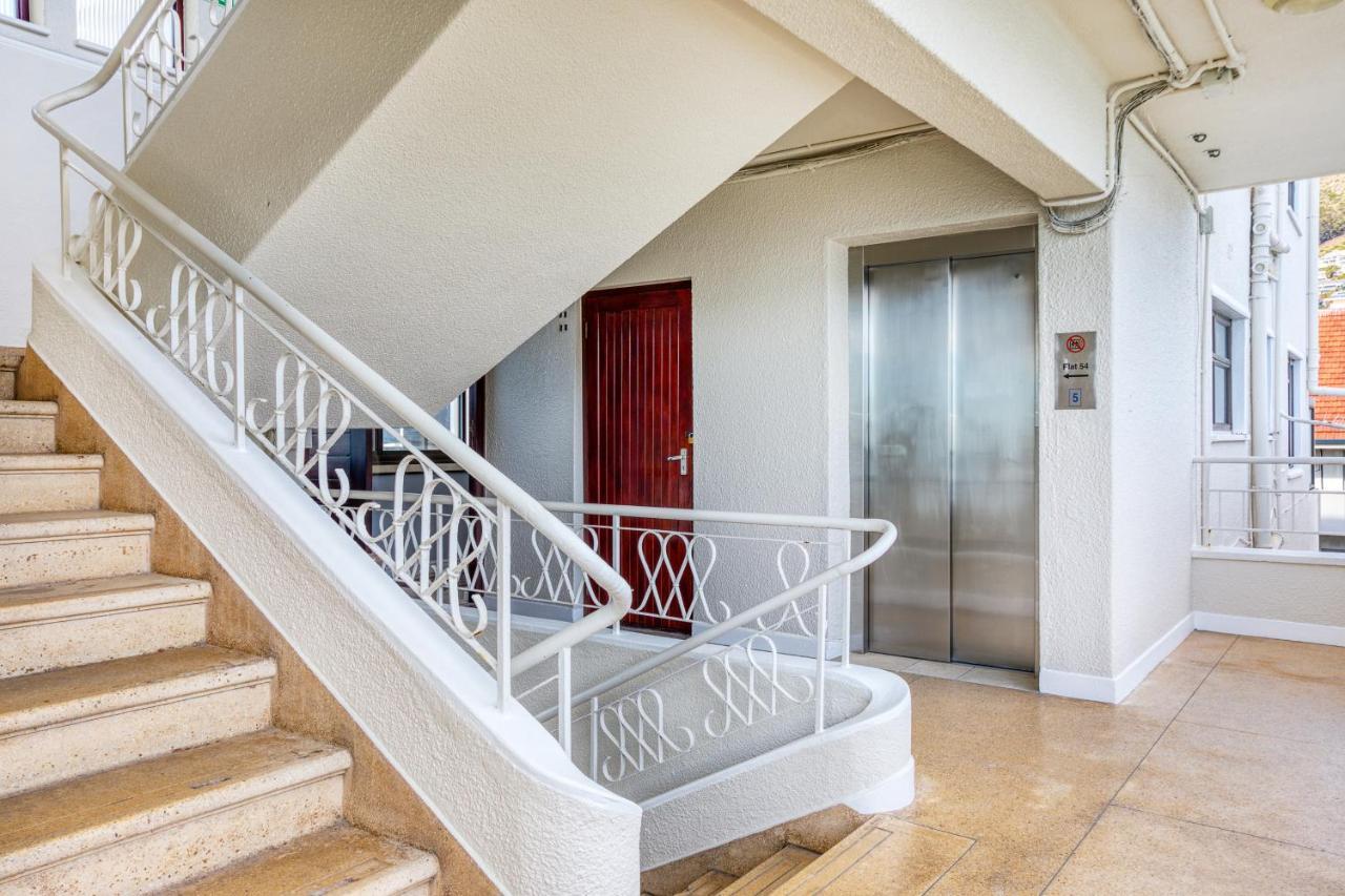 Backup Powered Atlantic Sea-view Penthouse Apartment