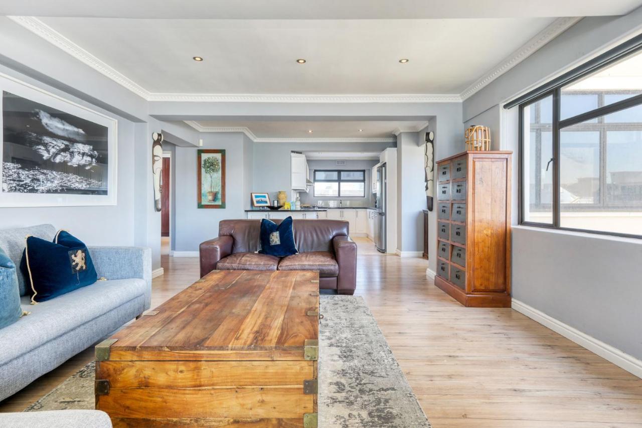 Backup Powered Atlantic Sea-view Penthouse * Cape Town